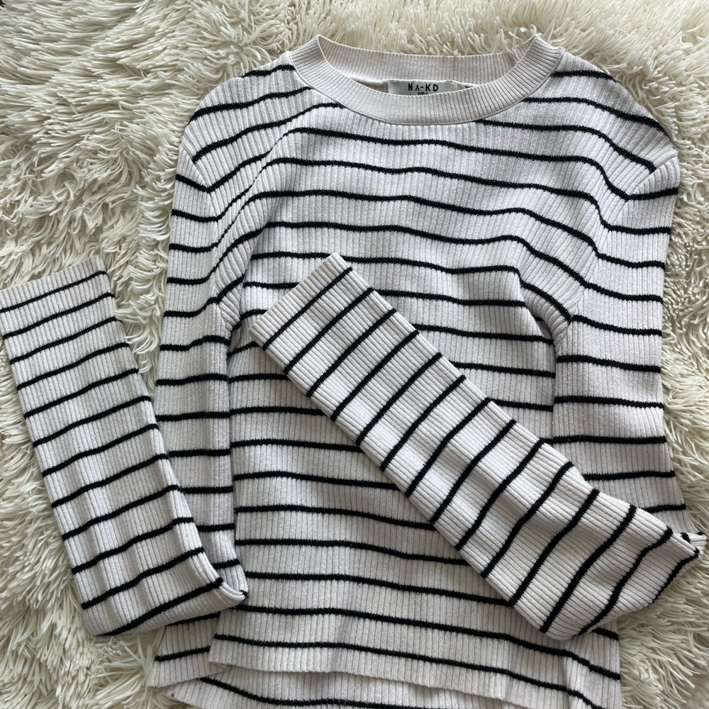 Black and White Striped Crew Neck Sweater